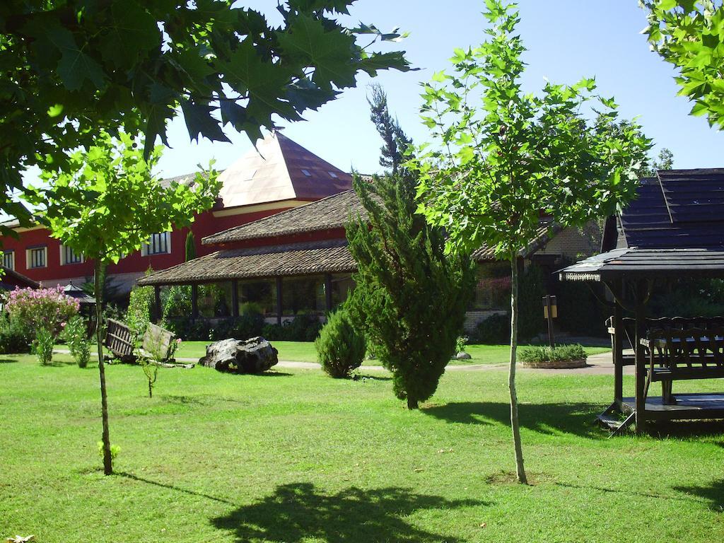 Hotel El Mirlo Blanco 坎德莱达 外观 照片