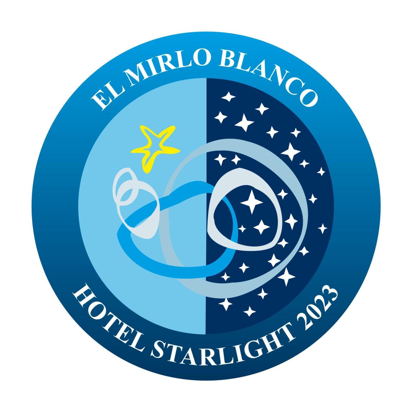 Hotel El Mirlo Blanco 坎德莱达 外观 照片