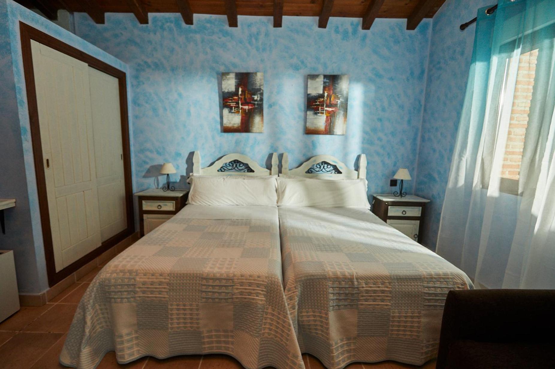 Hotel El Mirlo Blanco 坎德莱达 外观 照片