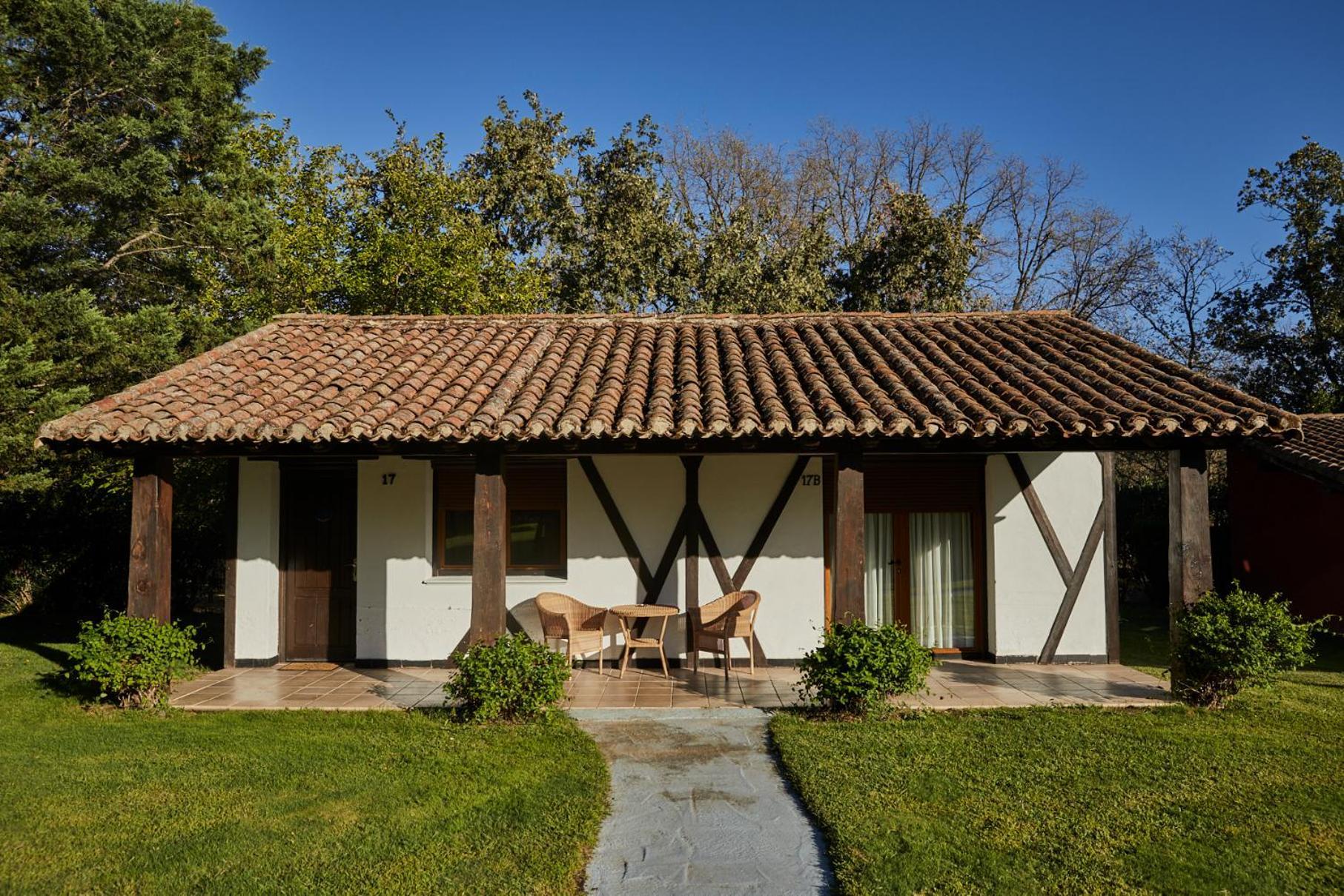 Hotel El Mirlo Blanco 坎德莱达 外观 照片